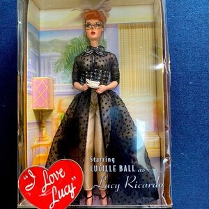 Barbie Doll LUCILLE BALL "L.A. At Last!" I lLOVE LUCY COLLECTION